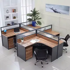 Curved Workstation. (Cs01)