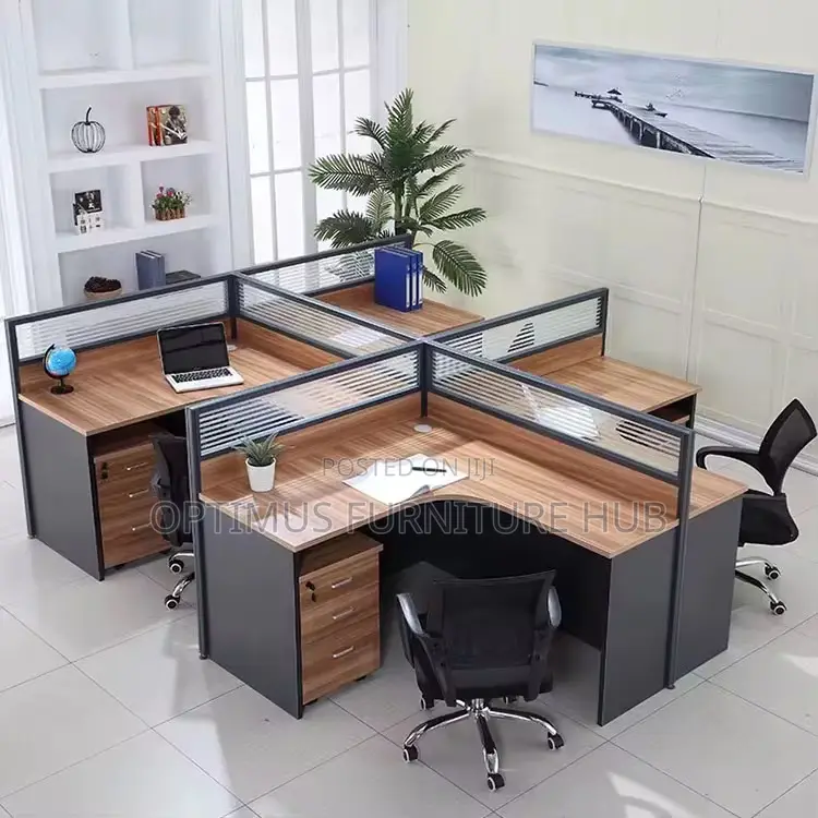 Curved Workstation. (Cs01)