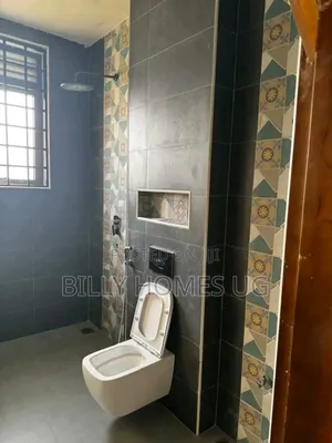 5bdrm Villa in Nakawa for sale