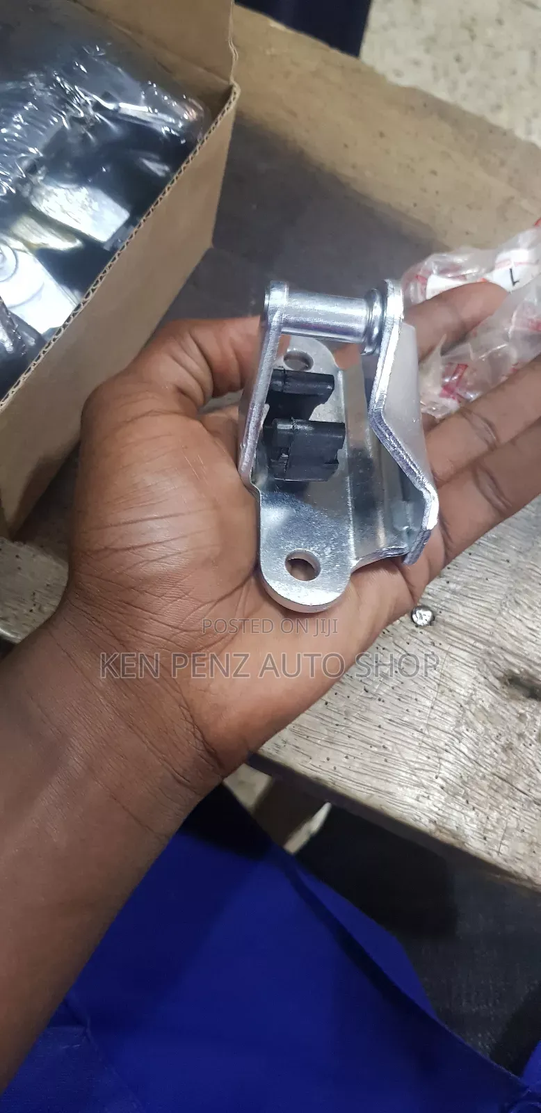 Hiace and Drone Boot Lock