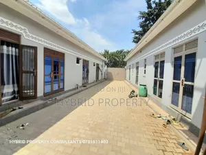 9bdrm Apartment in Kasubi Town Along, Rubaga for sale