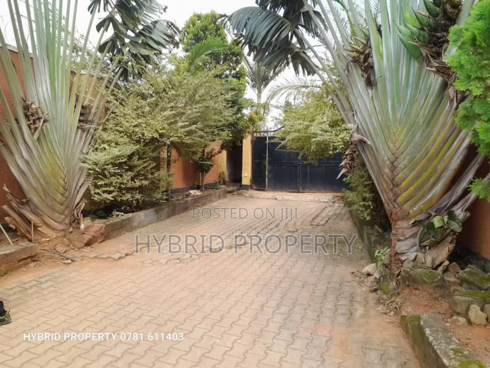 4bdrm House in Namusera Wakiso for sale