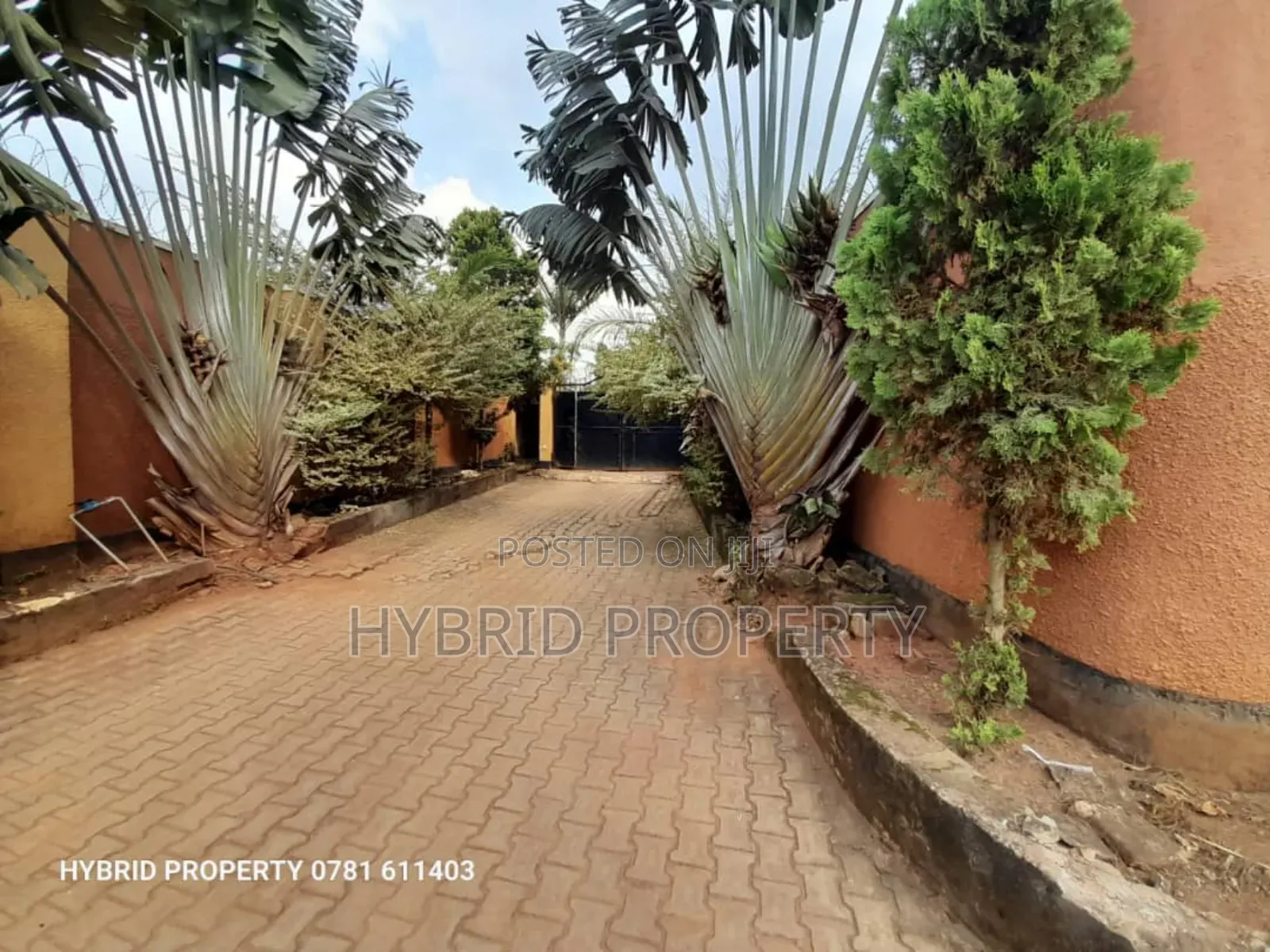 4bdrm House in Namusera Wakiso for sale