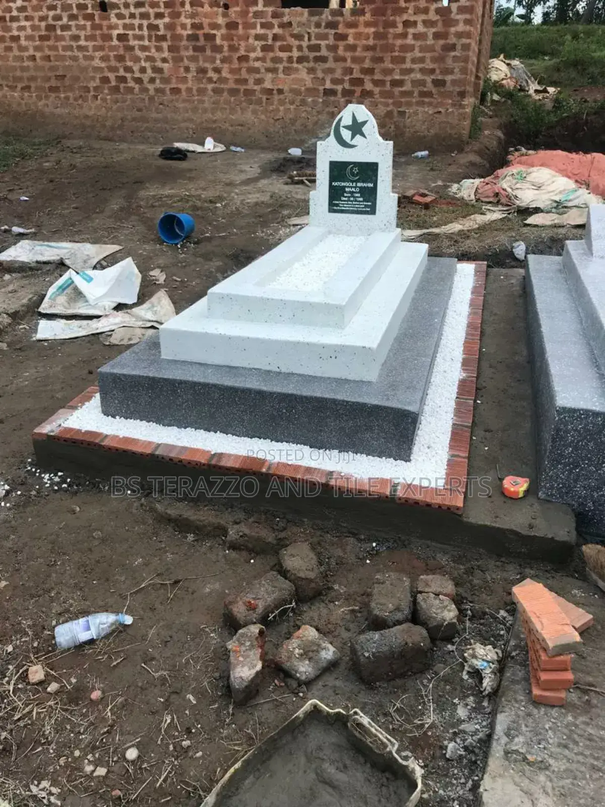 Islamic Grave Construction