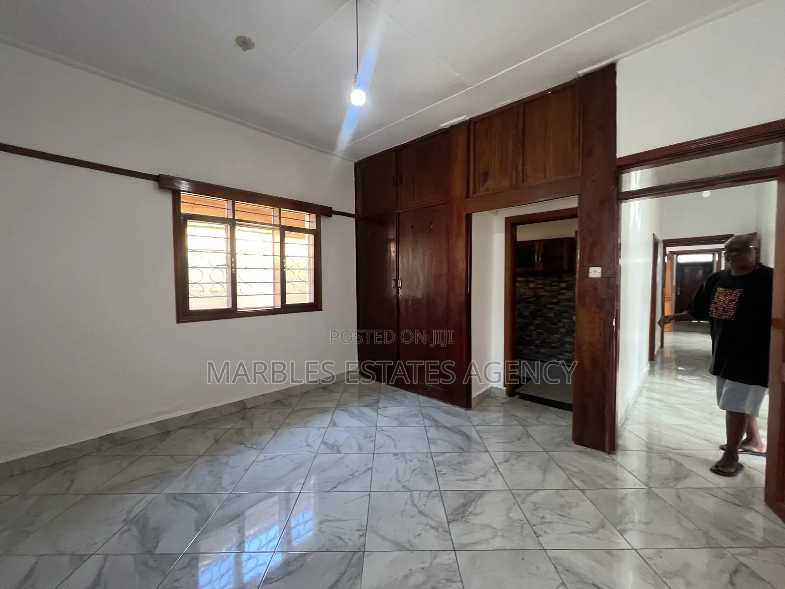 3bdrm Bungalow in Muyenga, Central Division for rent