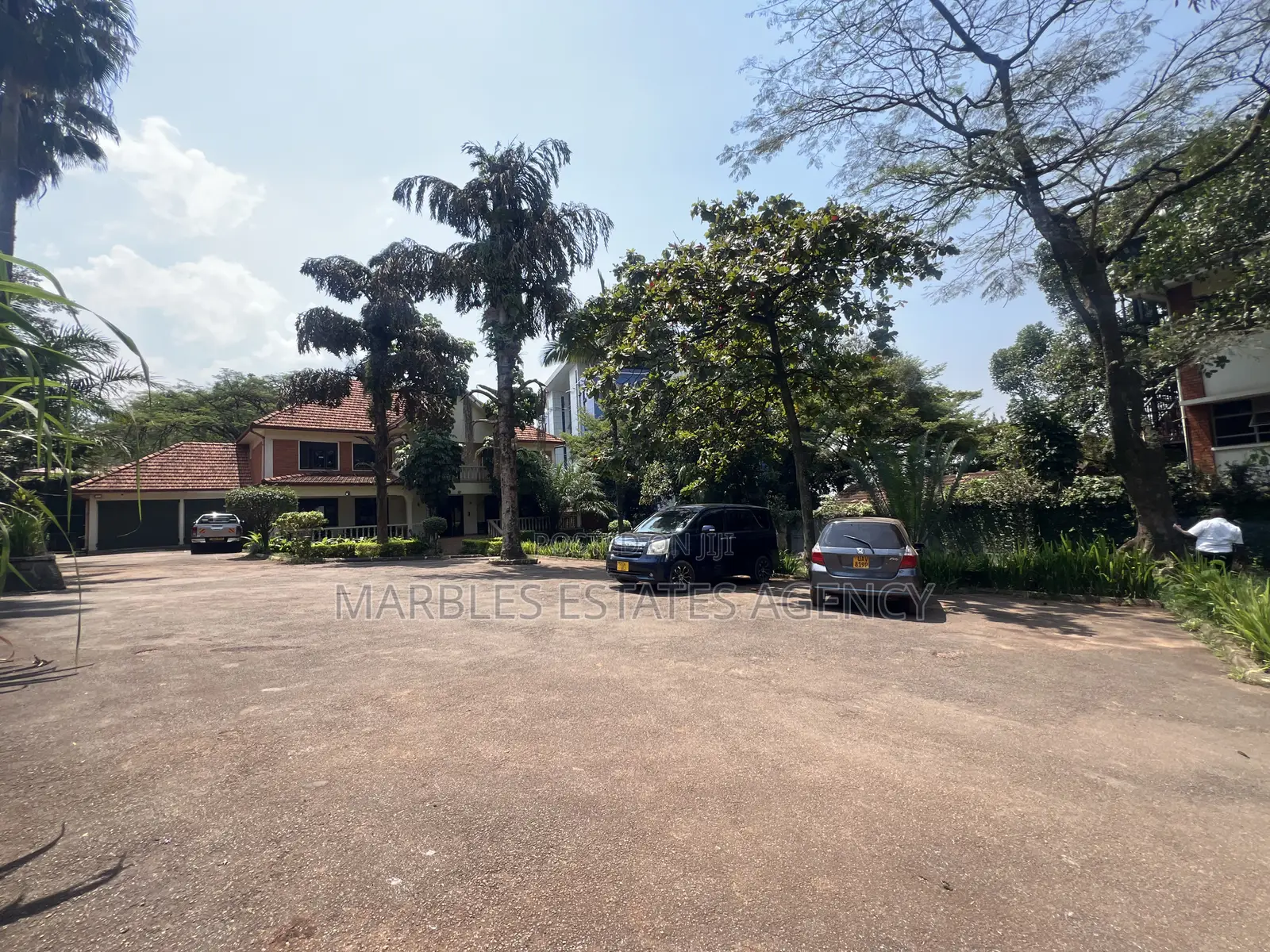 7bdrm House in Upper Nakasero, Central Division for sale