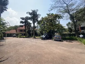 7bdrm House in Upper Nakasero, Central Division for sale