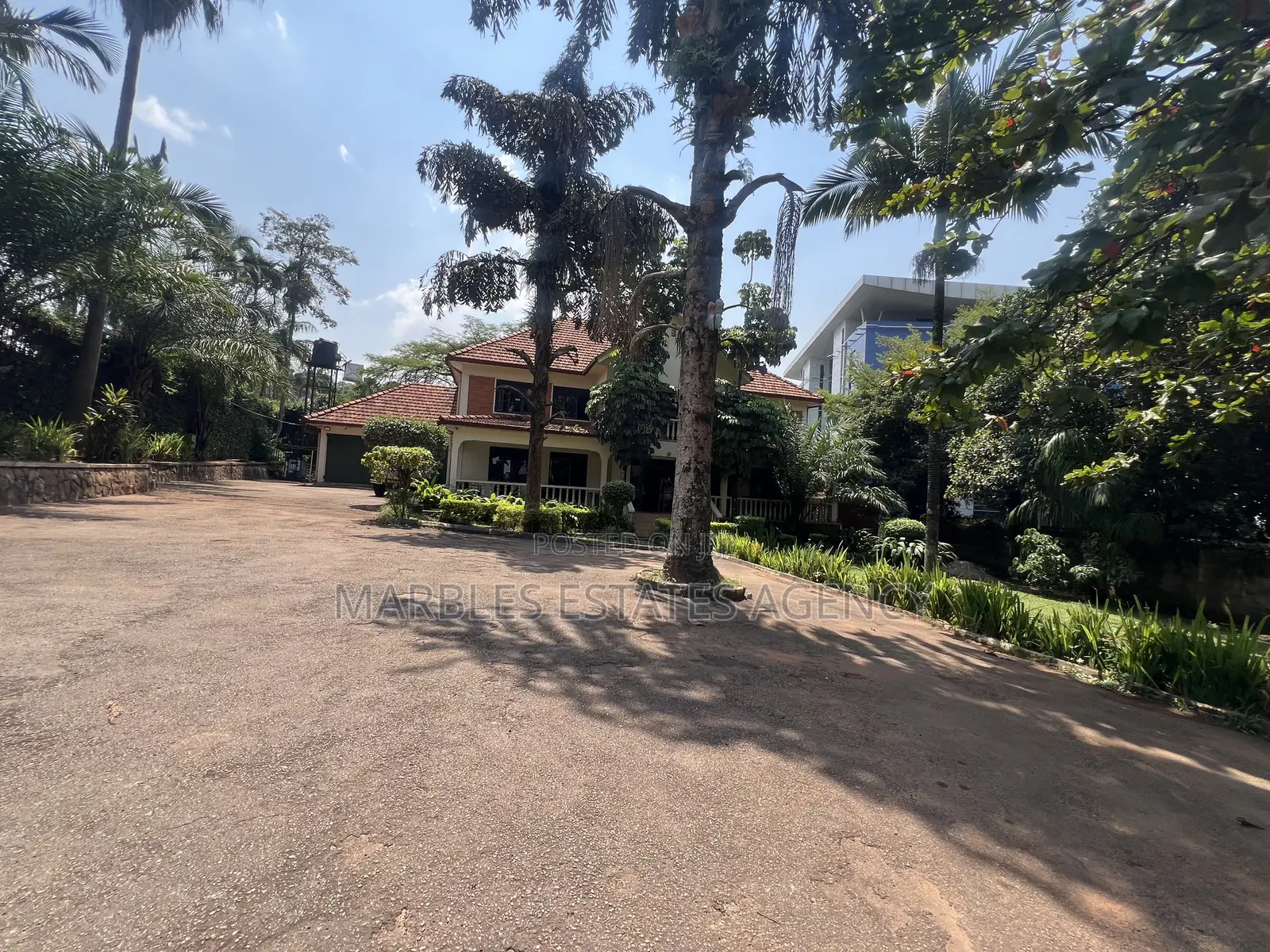7bdrm House in Upper Nakasero, Central Division for sale