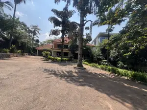 7bdrm House in Upper Nakasero, Central Division for sale
