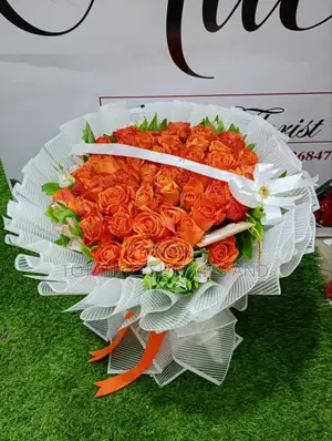 Flower Bouquet With Orange Roses