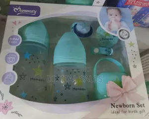 Momeasy New Born Feeding Bottle