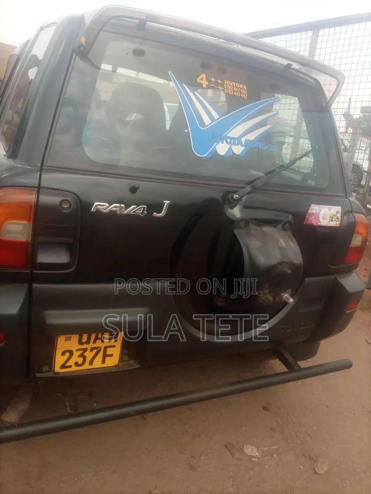 Toyota RAV4 Base 4x4 1999 Black