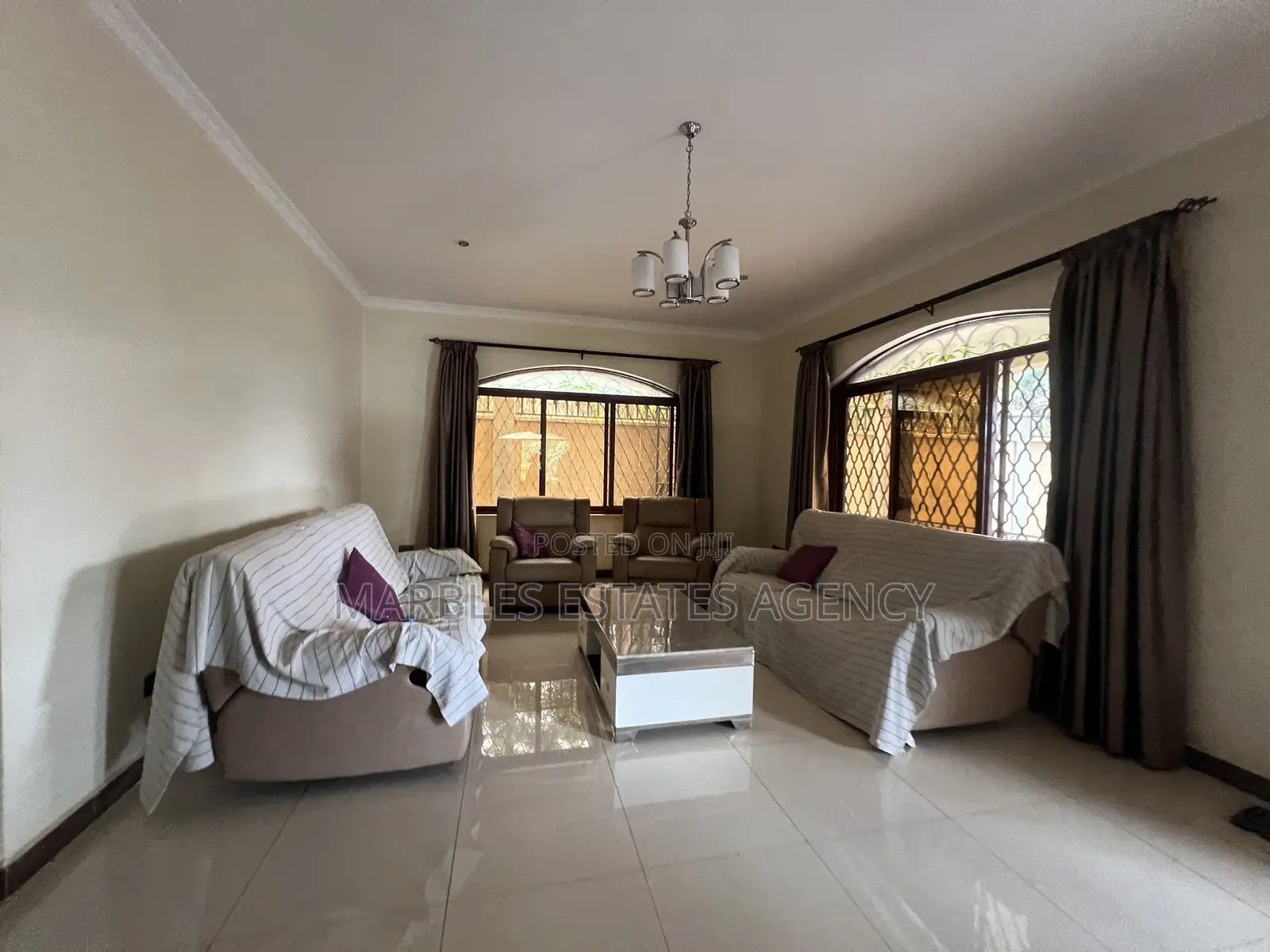 10bdrm House in Naguru Estate, Central Division for sale