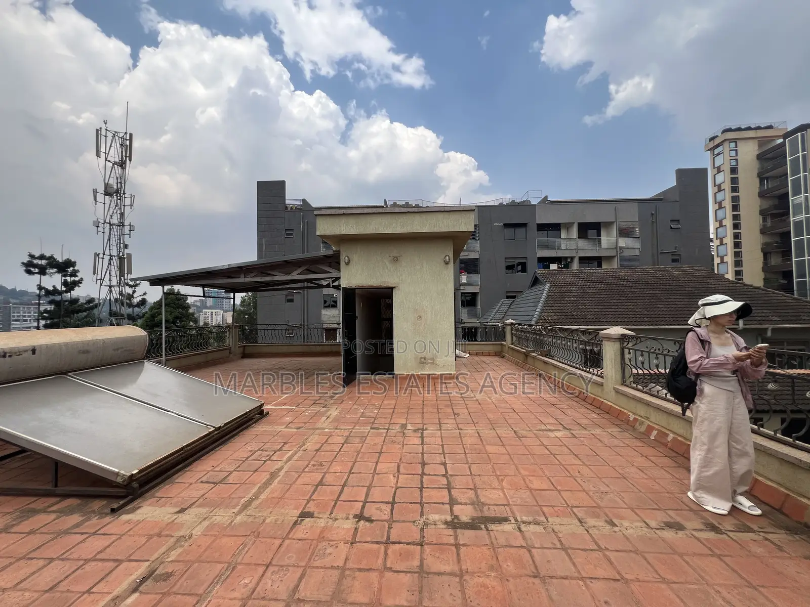 10bdrm House in Naguru Estate, Central Division for sale