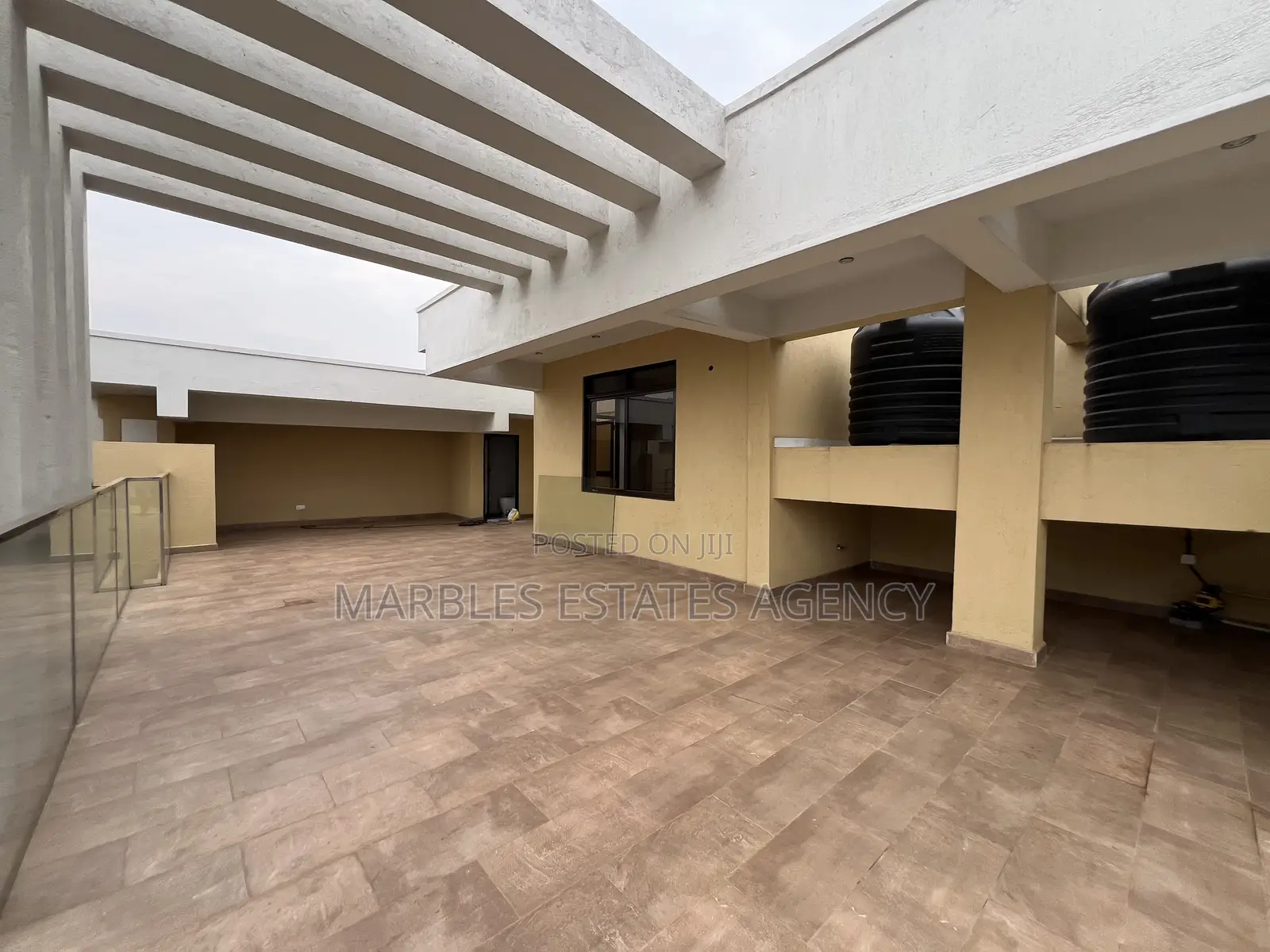 4bdrm Townhouse / Terrace in Kololo, Central Division for rent