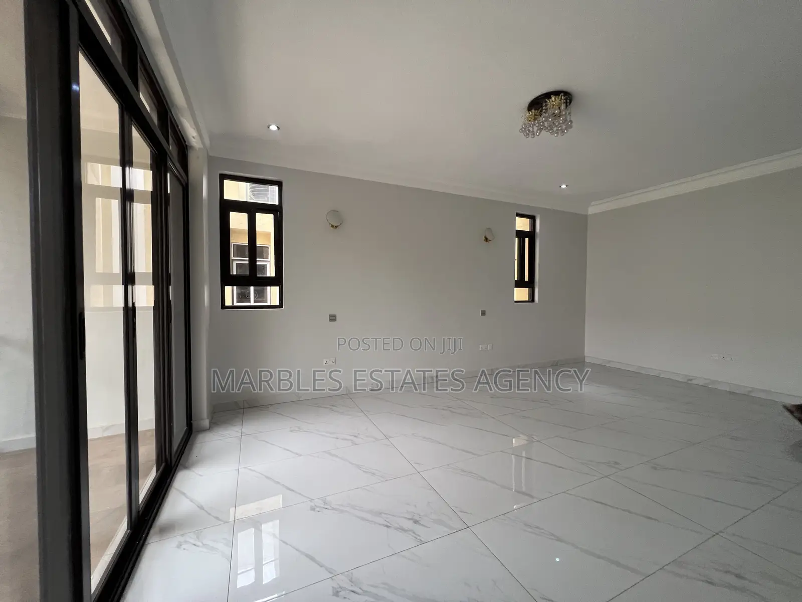4bdrm Townhouse / Terrace in Kololo, Central Division for rent