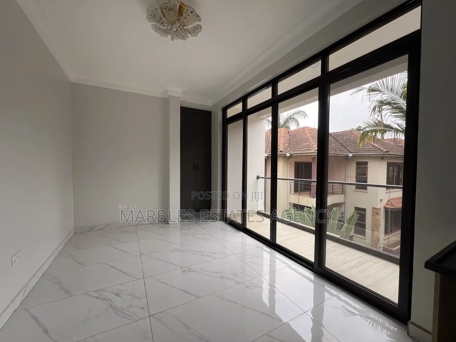 4bdrm Townhouse / Terrace in Kololo, Central Division for rent
