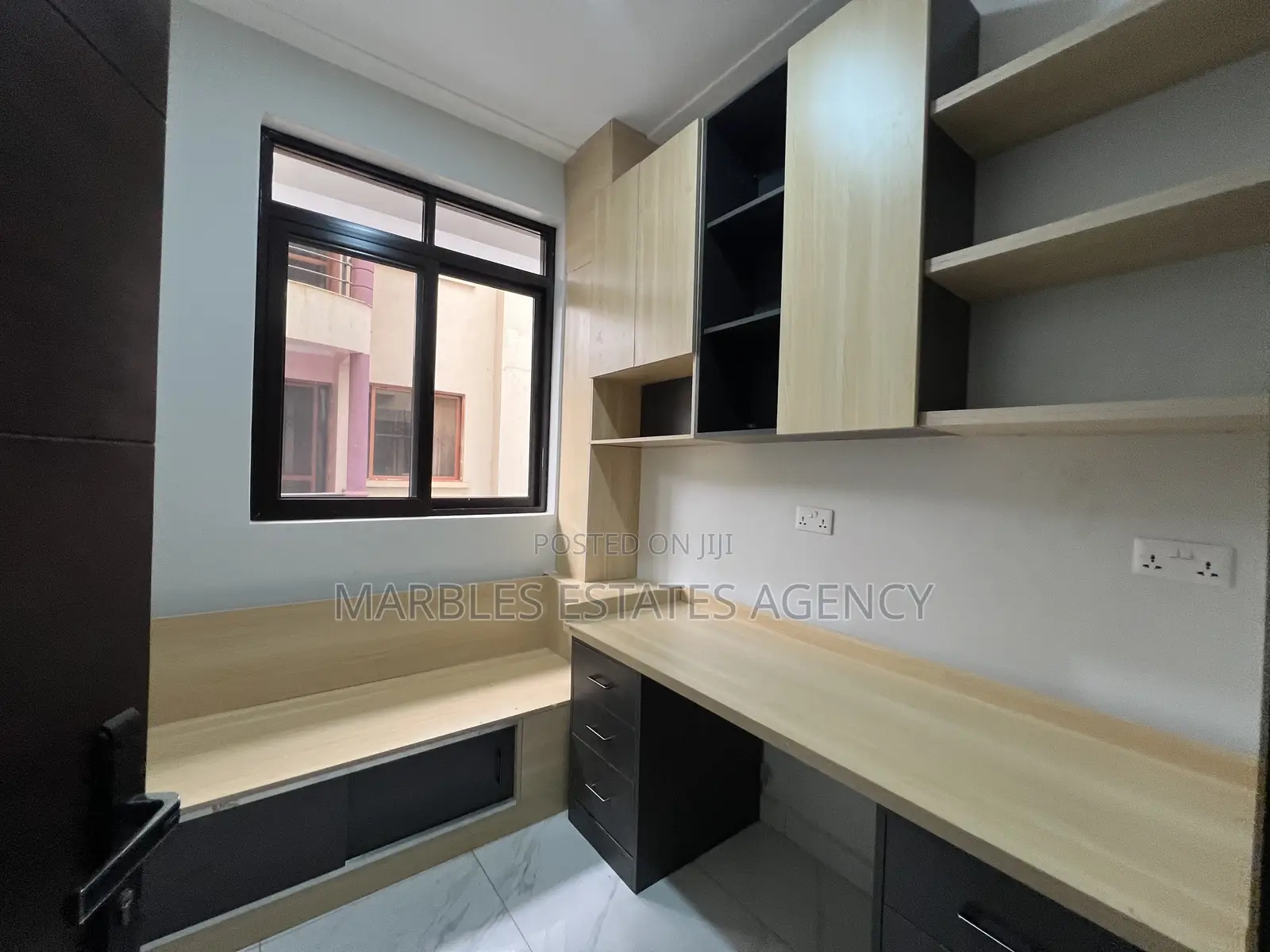 4bdrm Townhouse / Terrace in Kololo, Central Division for rent