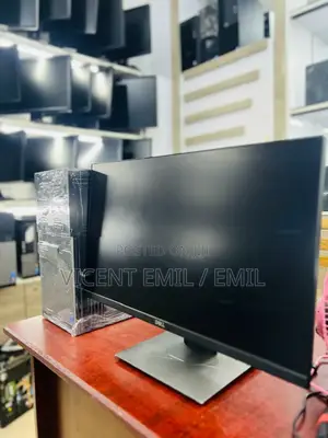 Desktop Computer Dell OptiPlex 3070 8GB Intel Core I5 HDD 500GB