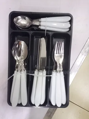 24pieces Curtely Set With Its Storage or Holder