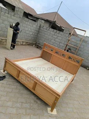 Master Pallet Bed