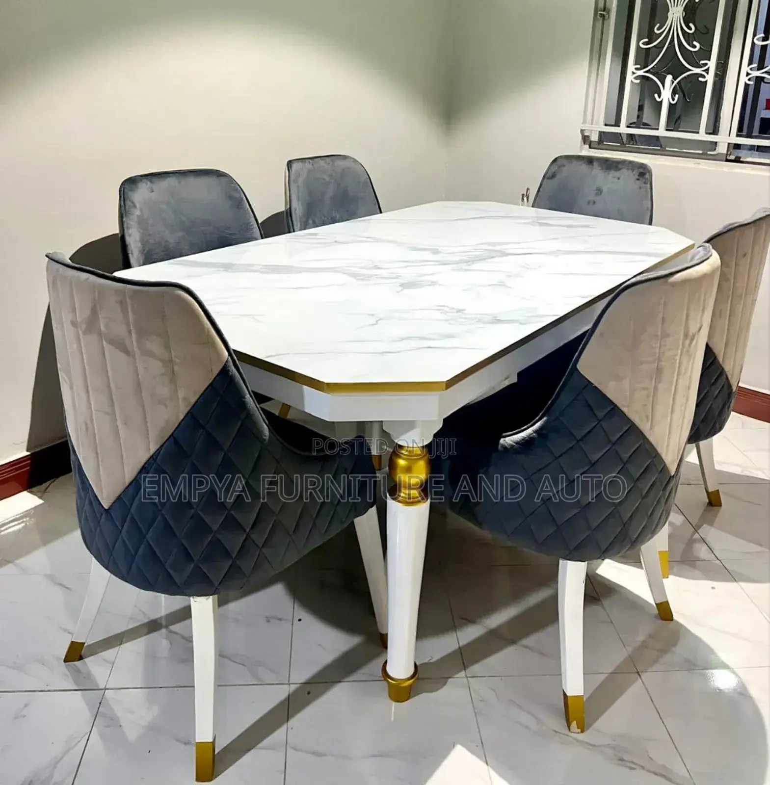 Classic Dining Set