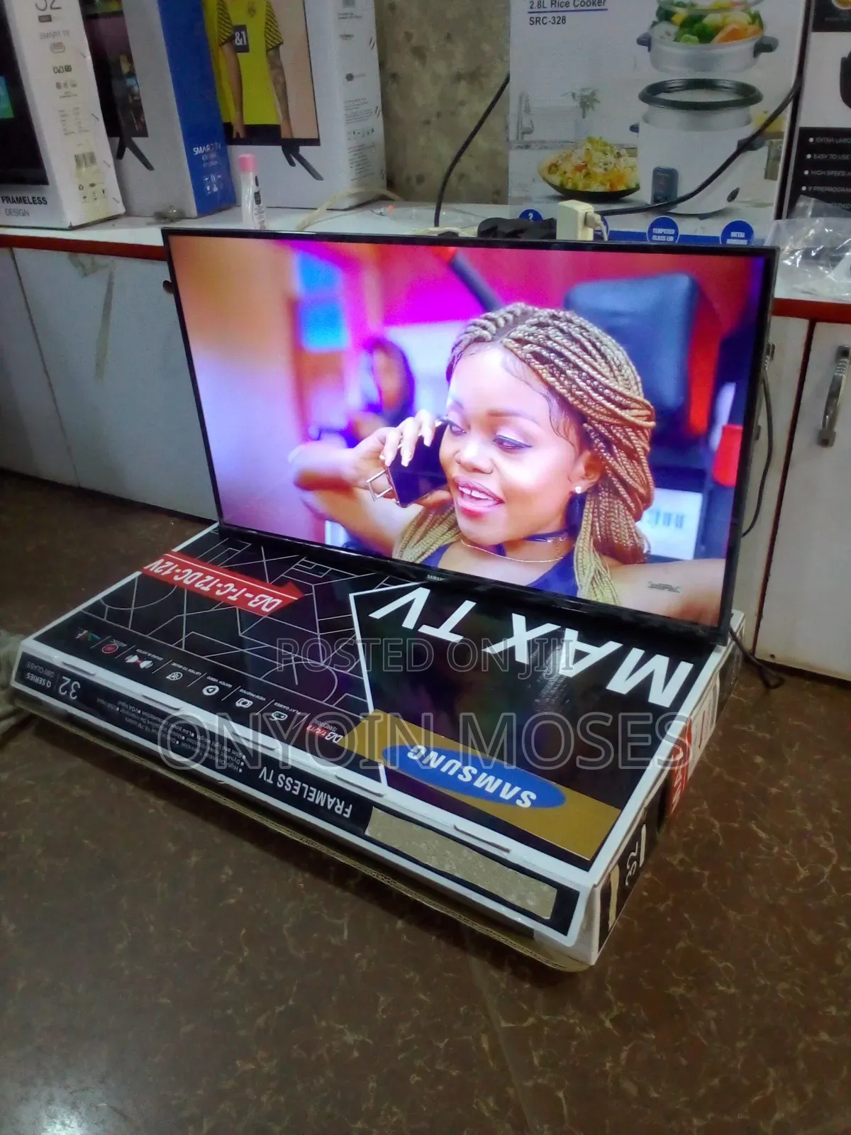 New SAMSUNG 32 Inches Digital Tv