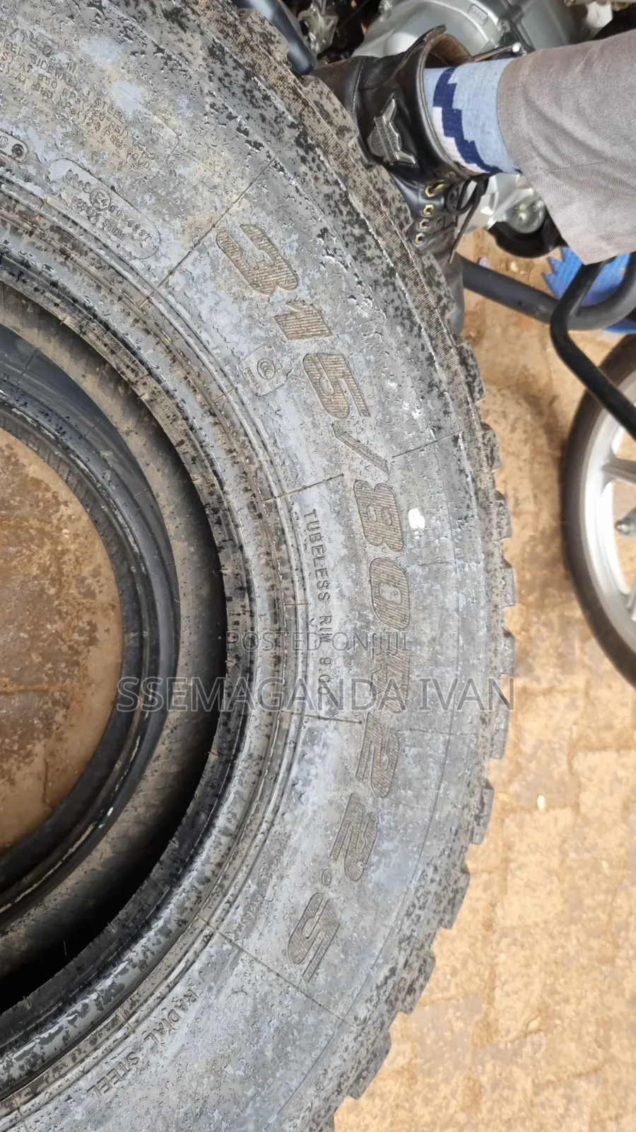 315/80r22.5 Good Condition Sinotruck Used Tyres