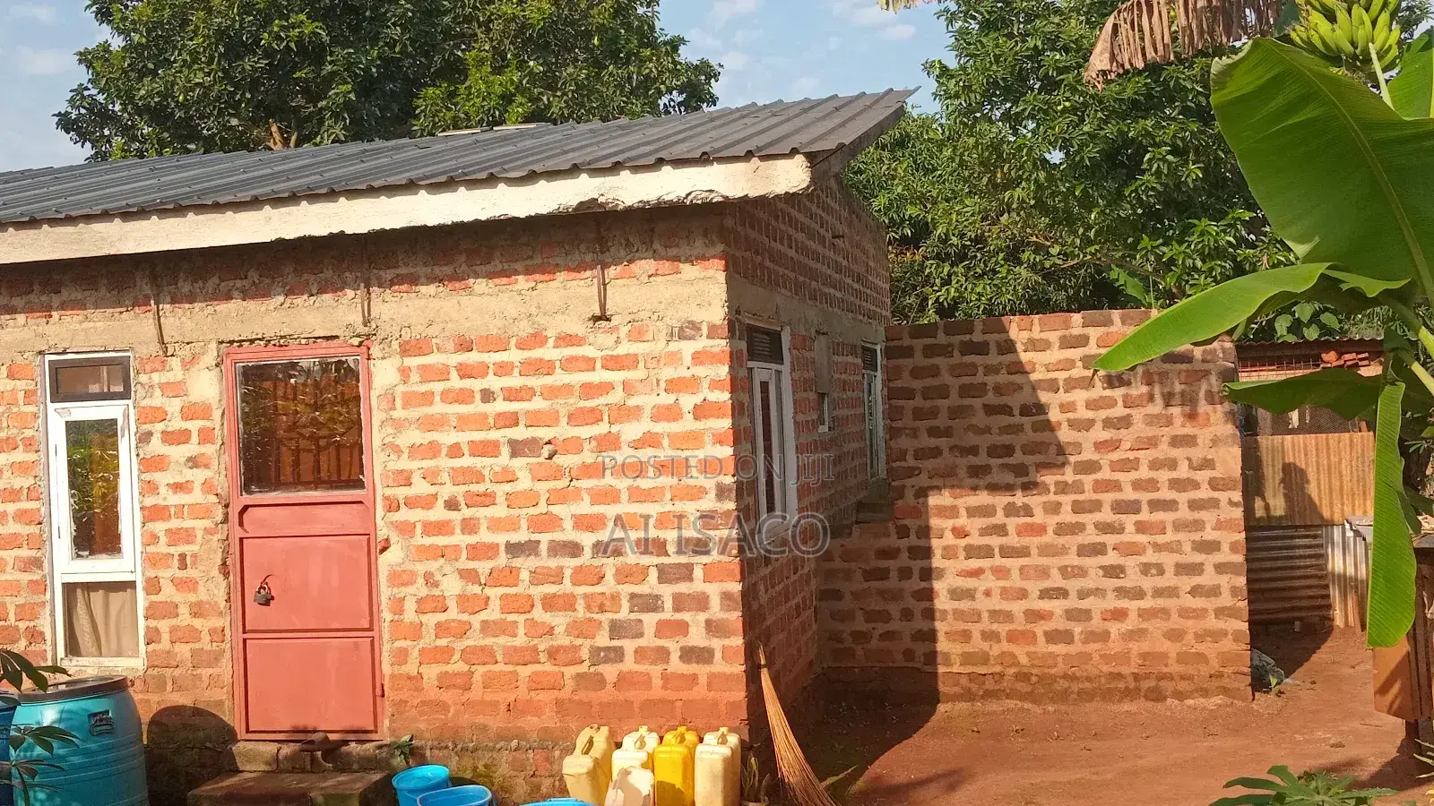 2bdrm House in Near Jumayi Estate, Nakisunga for sale
