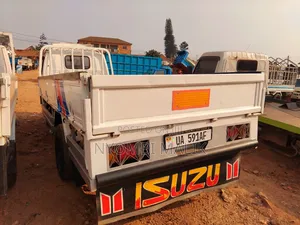Isuzu Elf Kalabaya