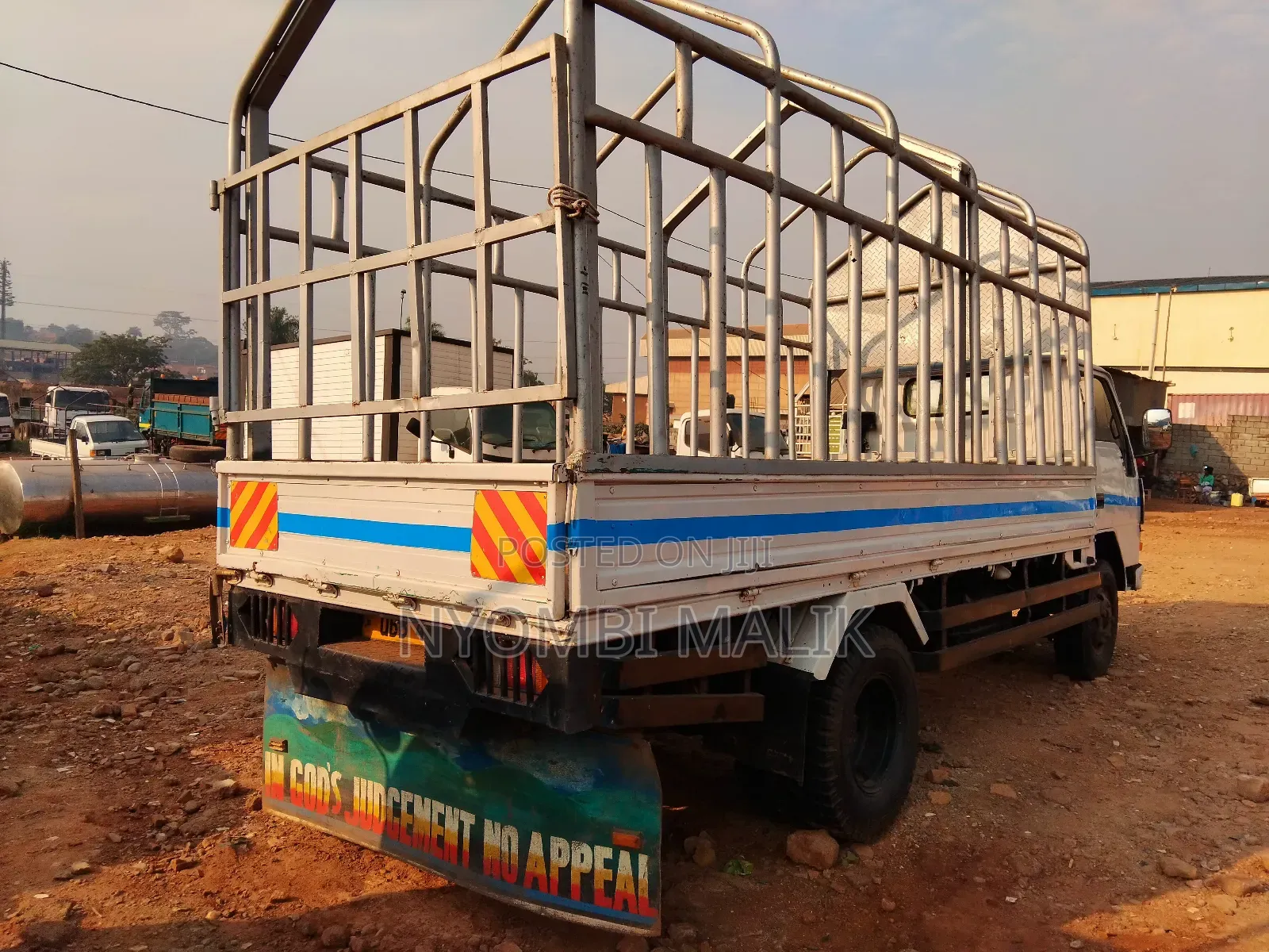 Canter Long Truck