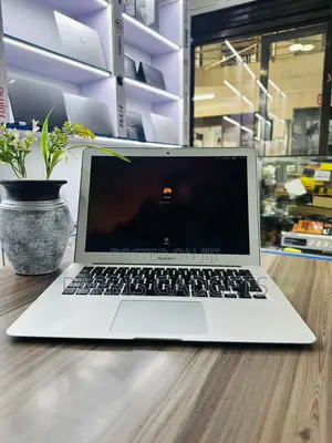 Laptop Apple MacBook Air 2015 8GB Intel Core I5 SSD 256GB