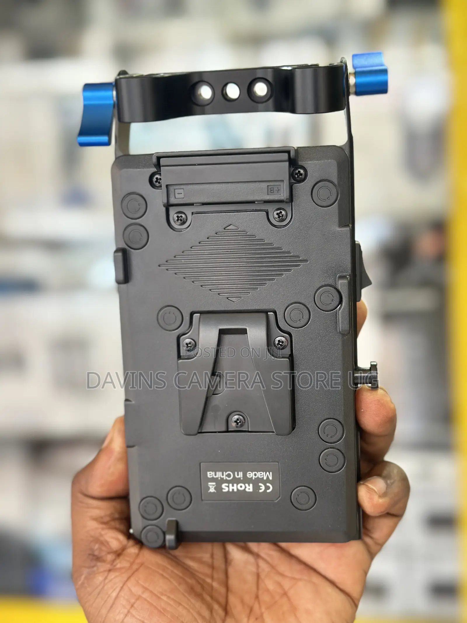 V Mount Battery Grip