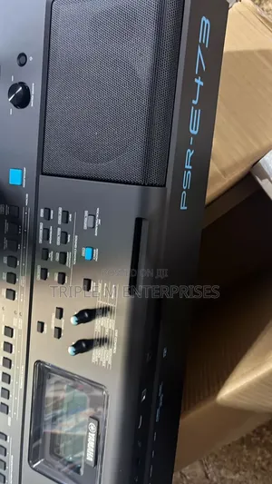 Keyboard Yamaha Psre473