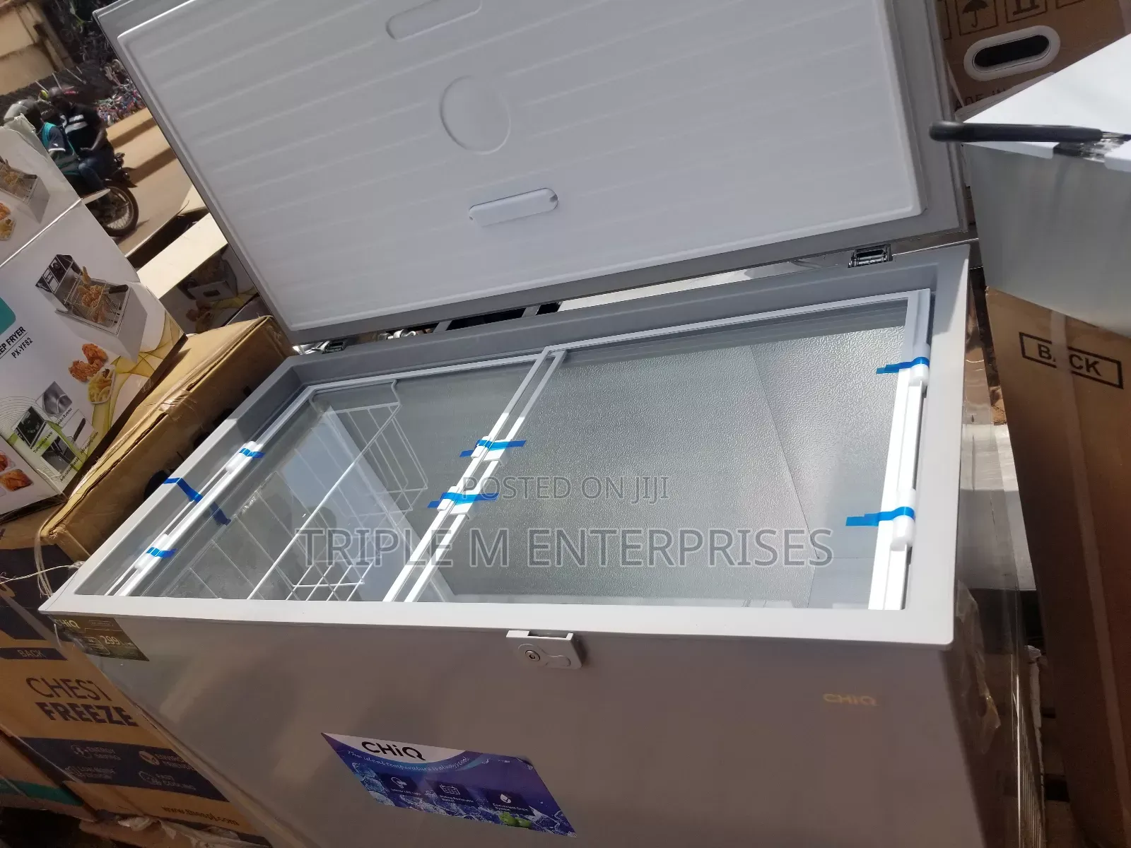 Chiq Deep Freezer