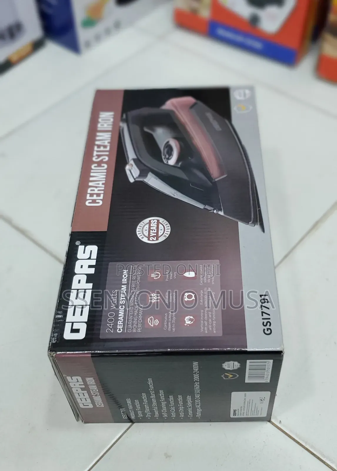 Geepas Gs17791 Ceramic Steam Iron – 2000–2400w, Spray, Steam Burst