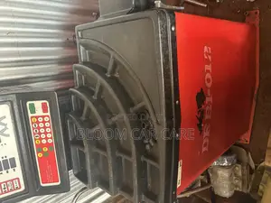 Wheel Balancing Machine
