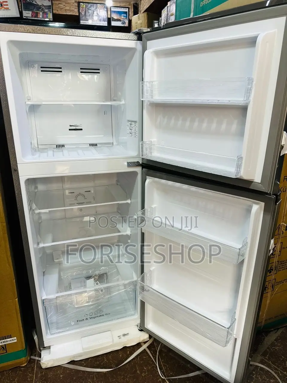 Hisense 266 LTRS No Frost Refrigerator