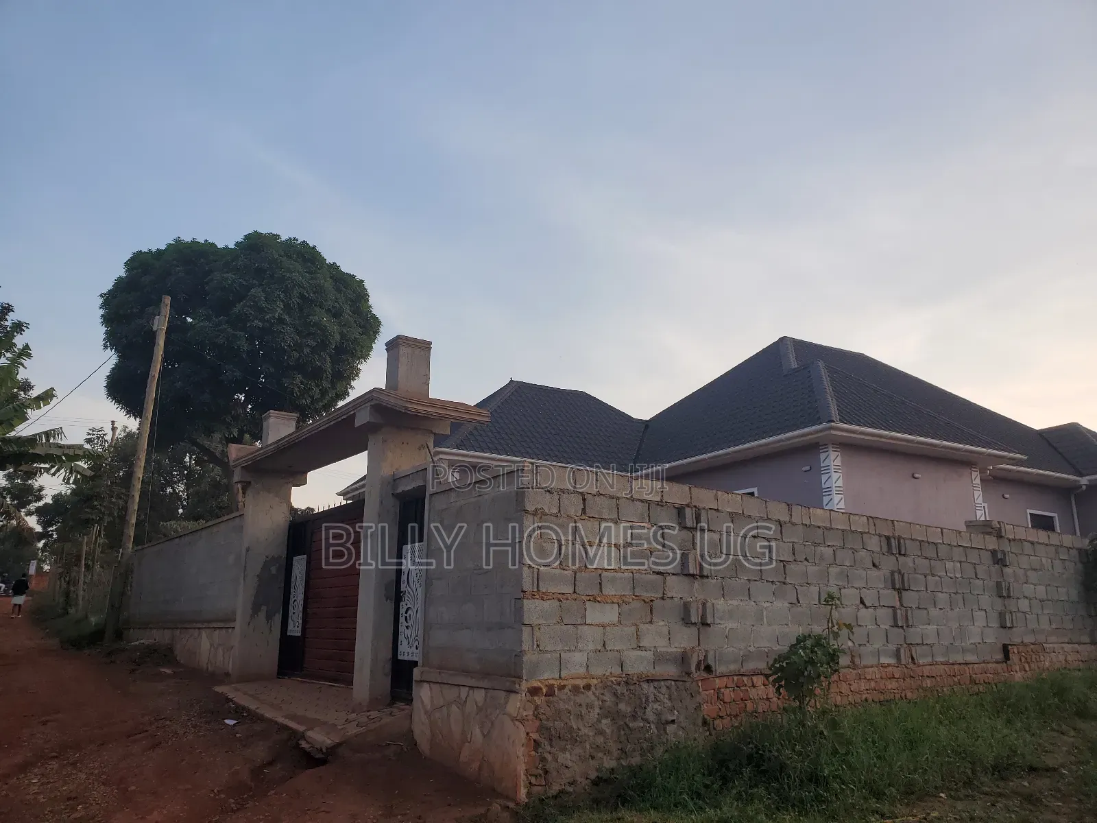 4bdrm Bungalow in Seeta-Namuganga for sale