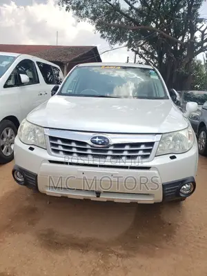 Subaru Forester 2.0D X 2012 White