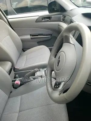 Subaru Forester 2.0D X 2012 White