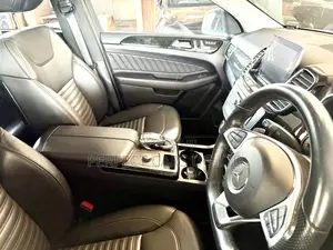Mercedes-Benz GLE-Class GLE 350d 4MATIC 2017 Off white