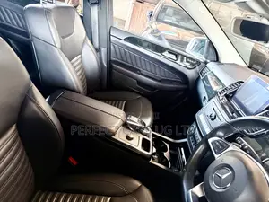 Mercedes-Benz GLE-Class GLE 350d 4MATIC 2017 Off white