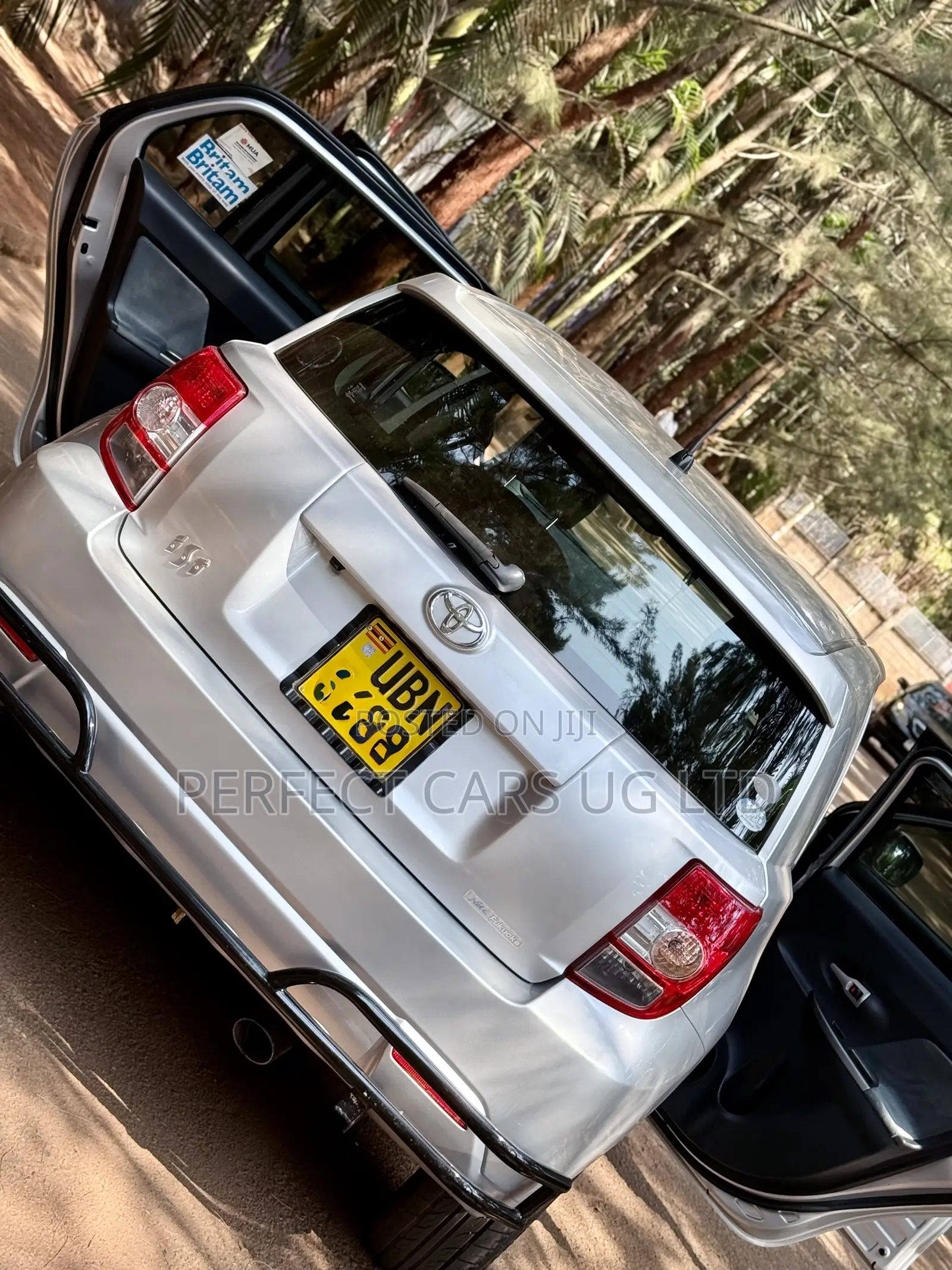 Toyota IST 2011 Silver
