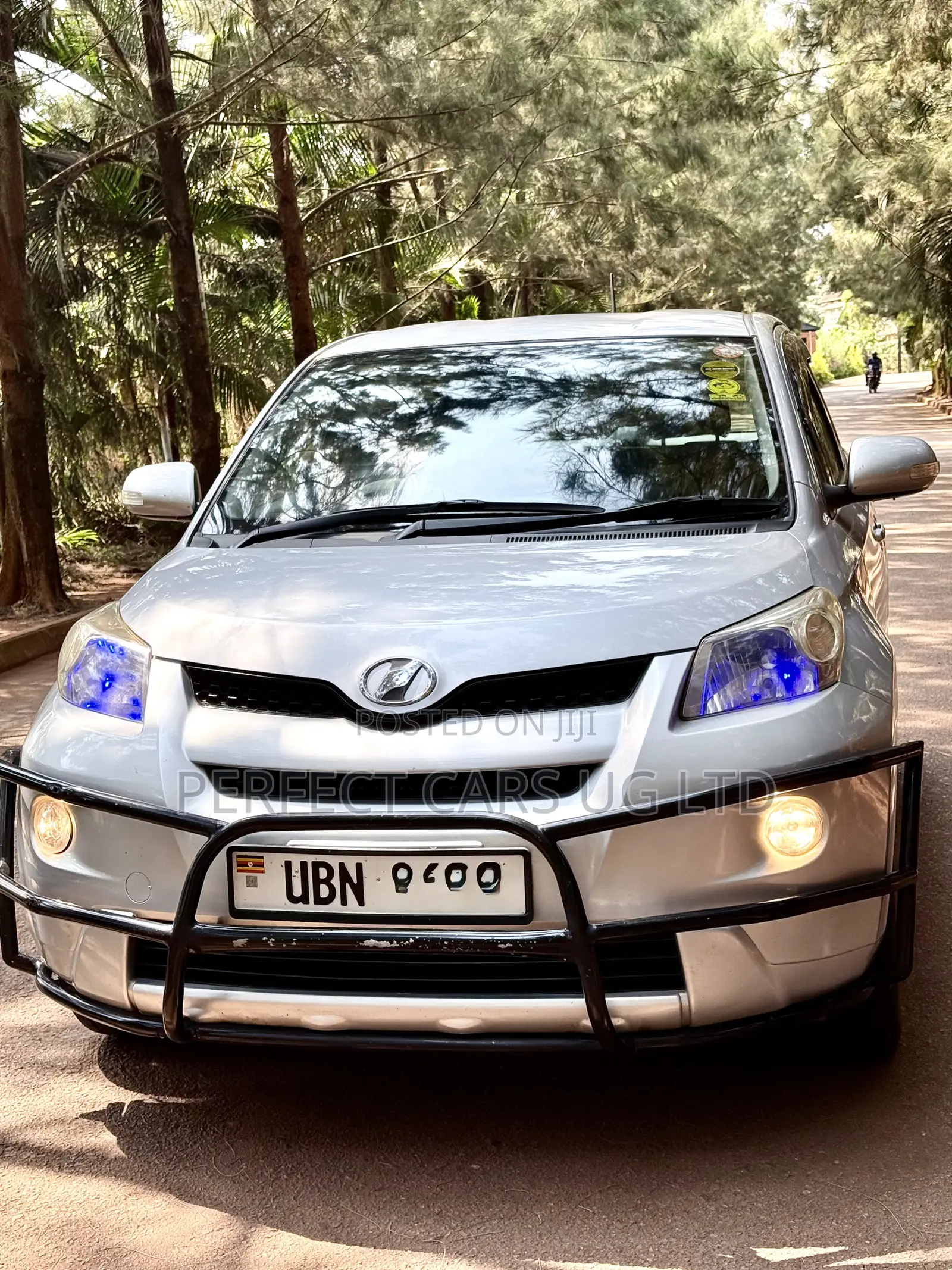 Toyota IST 2011 Silver