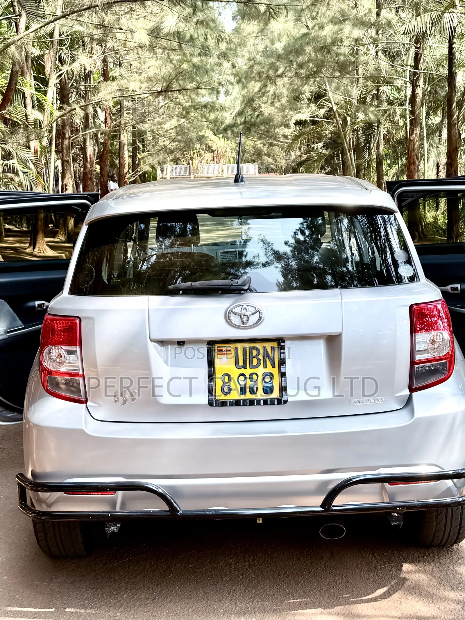 Toyota IST 2011 Silver