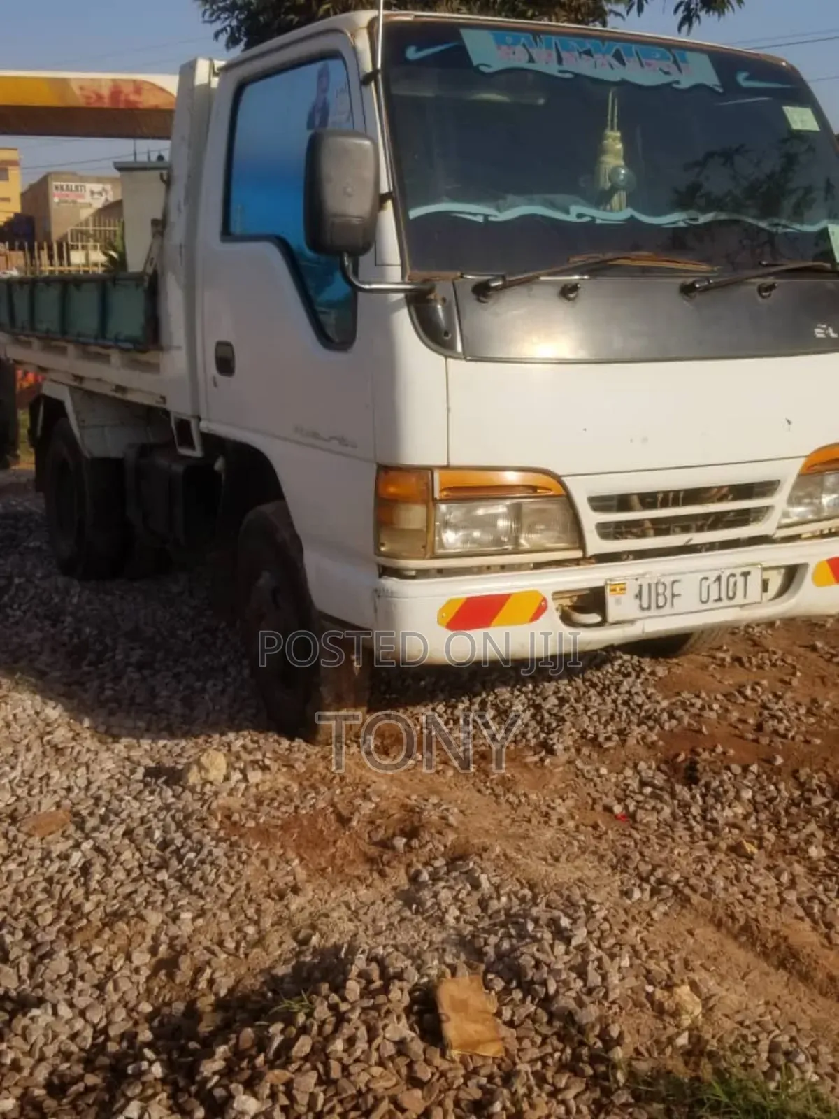 Elf Isuzu Dumper