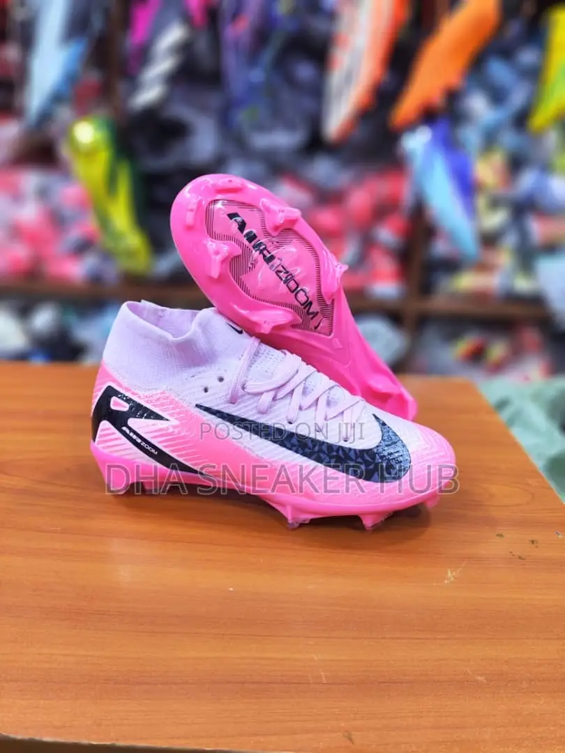 Kids Soccer Boots “Pink Black Tick”