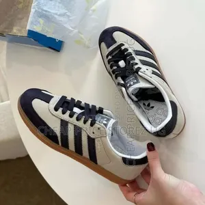 Adidas Originals Men's Cream and Burgundy Trainers