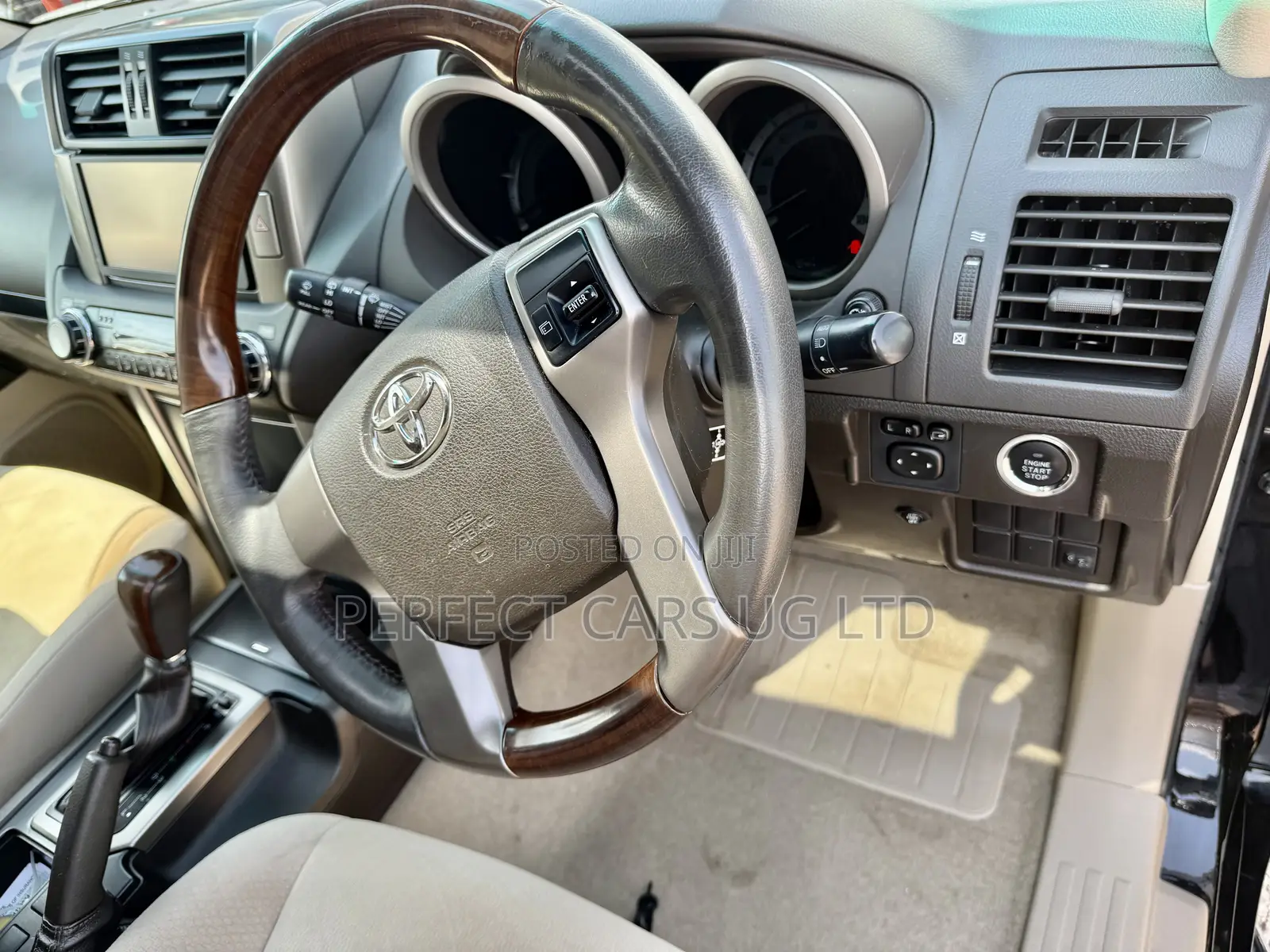 Toyota Land Cruiser Prado 2.7 i 2012 Black